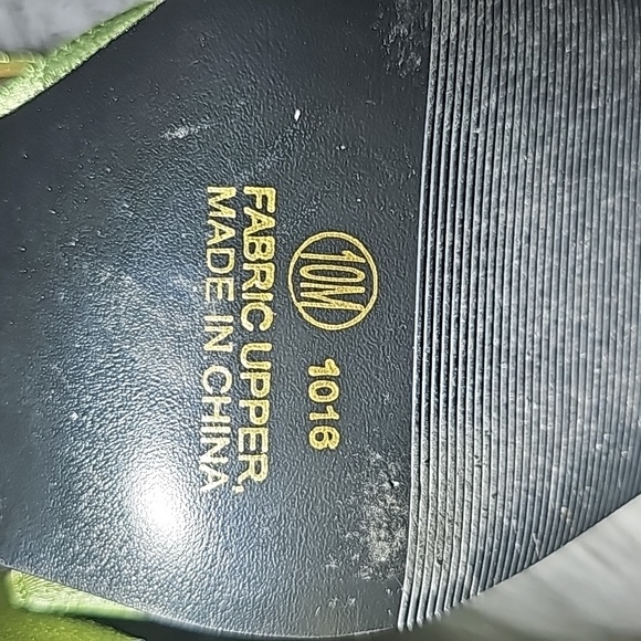 🩳 BEAUTIFUL  👠 HEELS - Picture 6 of 8